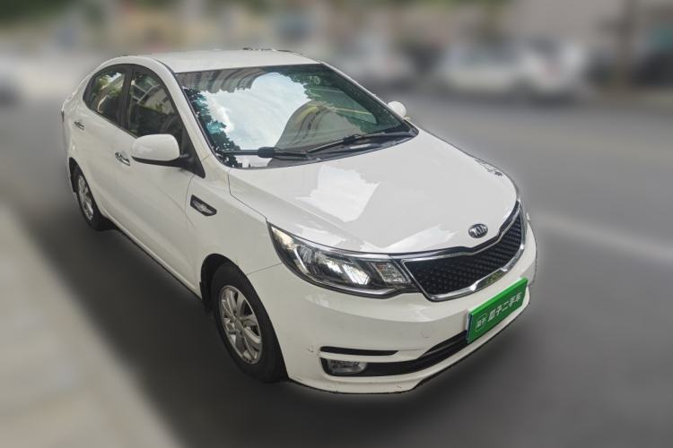 Used Kia K2 2015 Sedan 1.4L MT GLS Front Right 45 Deg