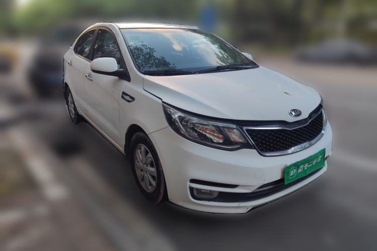 Used Kia K2 2015 Sedan 1.4L Automatic GLS Front Right 45 Deg