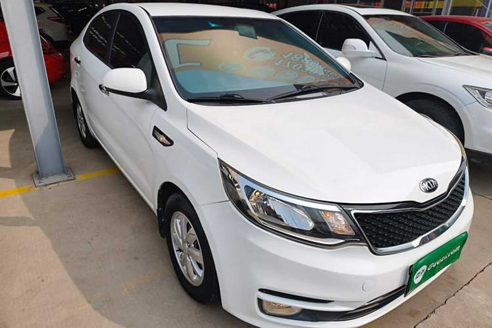 Used Kia K2 2015 Sedan 1.4L Automatic GLS Front Right 45 Deg