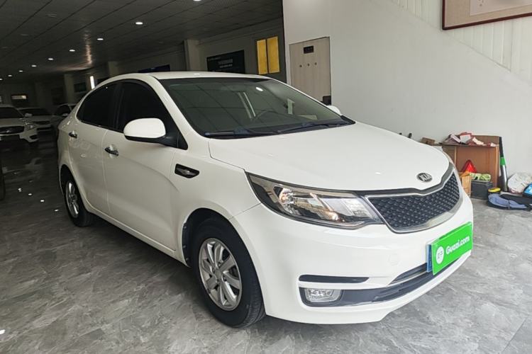 Used Kia K2 2015 Sedan 1.4L Automatic GLS Front Right 45 Deg