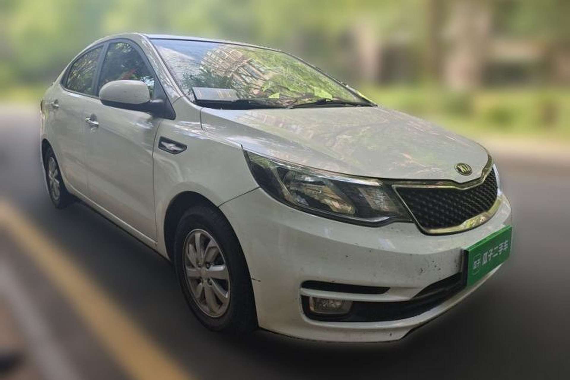 Used Kia K2 2015 Sedan 1.4L MT GLS Front Right 45 Deg