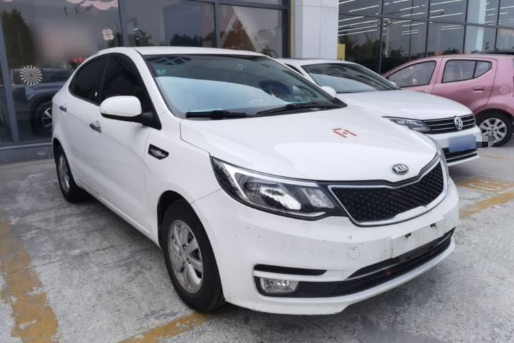 Used Kia K2 2015 Sedan 1.4L MT GLS Front Right 45 Deg