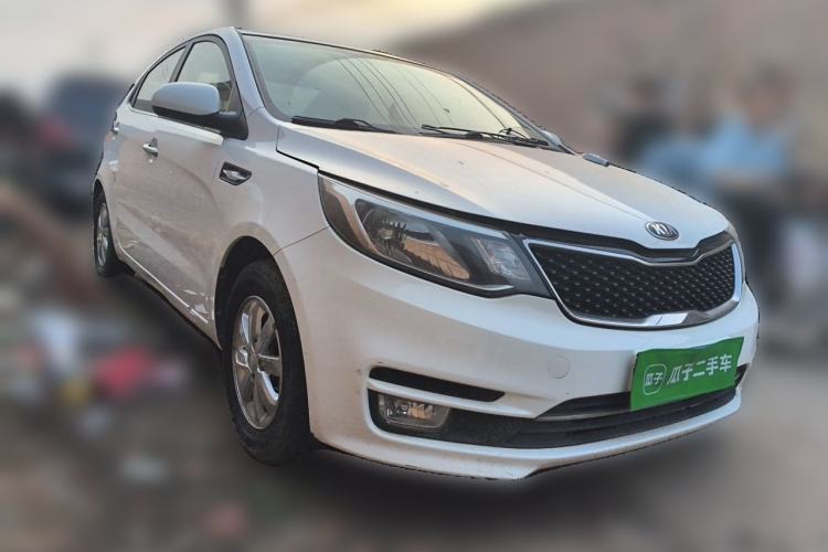 Used Kia K2 2015 Sedan 1.4L MT GLS Front Right 45 Deg