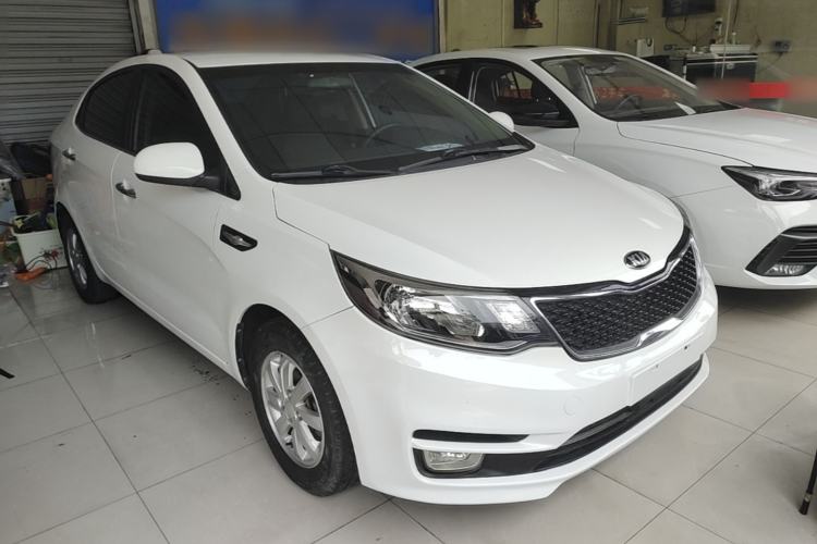 Used Kia K2 2015 Sedan 1.4L Automatic GLS Front Right 45 Deg