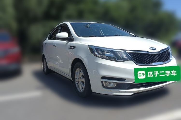 Used Kia K2 2015 Sedan 1.4L MT GLS Front Right 45 Deg