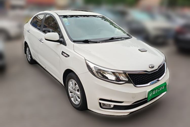 Used Kia K2 2015 Sedan 1.4L MT GLS Front Right 45 Deg