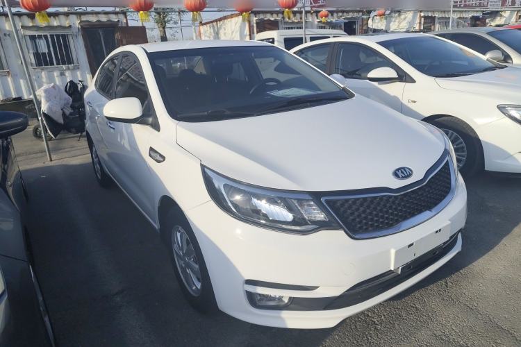 Used Kia K2 2015 Sedan 1.4L MT GLS Front Right 45 Deg