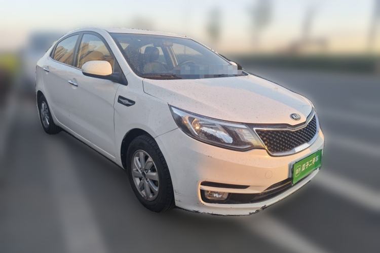 Used Kia K2 2015 Sedan 1.4L Automatic GLS Front Right 45 Deg