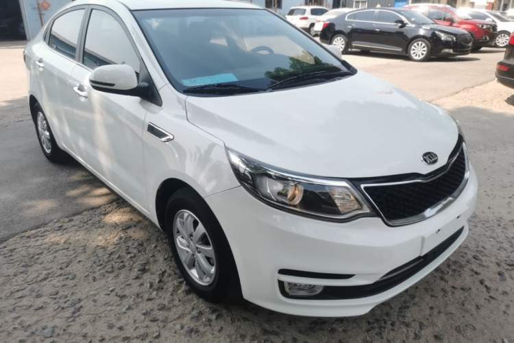 Used Kia K2 2015 Sedan 1.4L MT TOP Front Right 45 Deg
