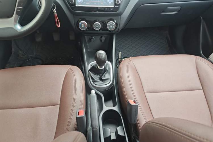 Used Kia K2 2015 Sedan 1.4L MT GLS Gear Lever