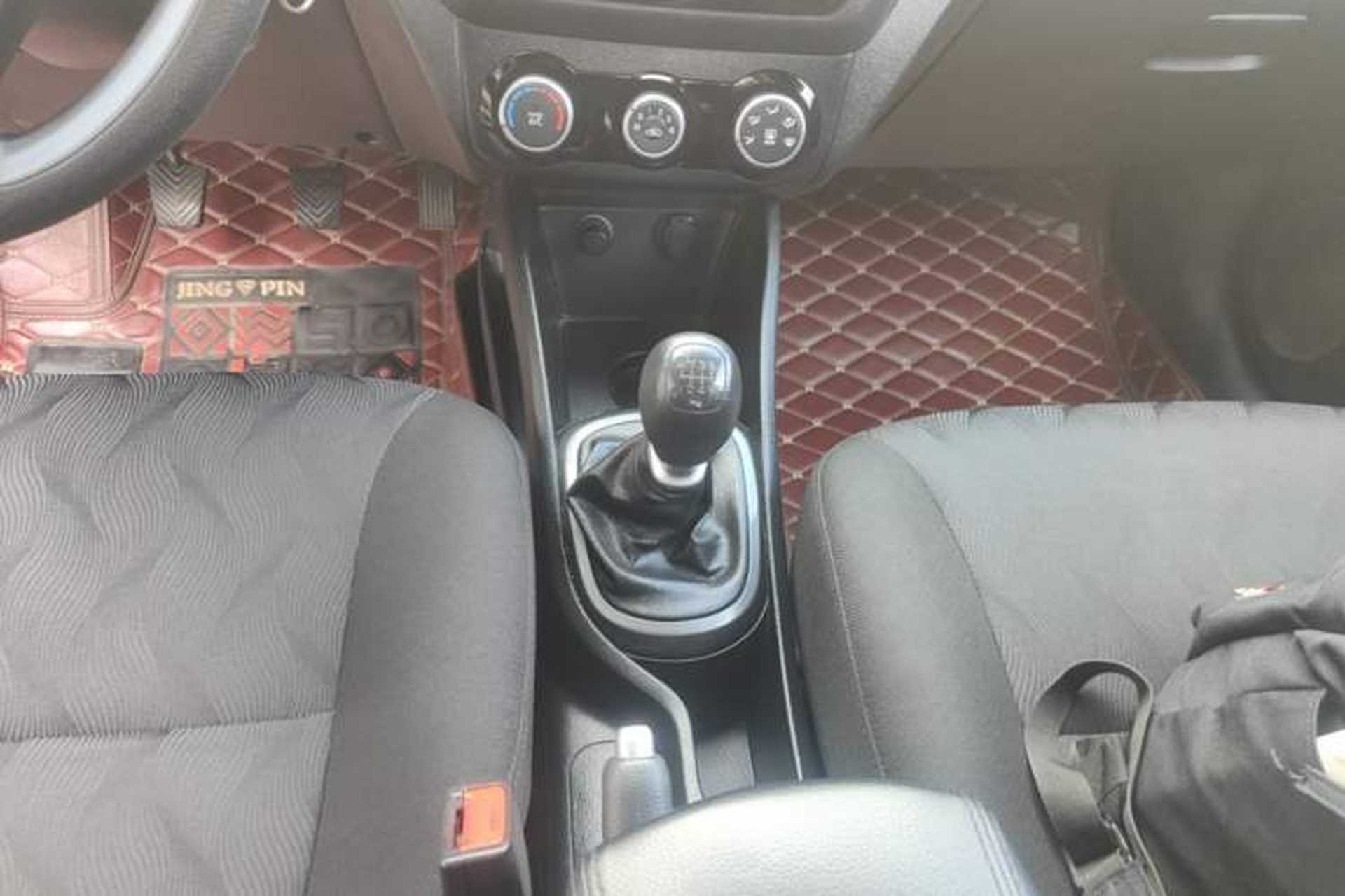 Used Kia K2 2015 Sedan 1.4L MT GLS Gear Lever