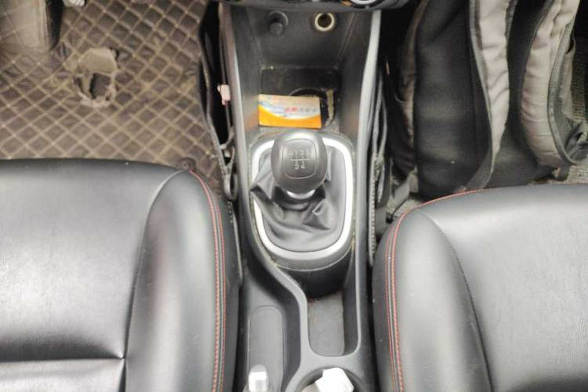 Used Kia K2 2015 Sedan 1.4L MT GLS Gear Lever