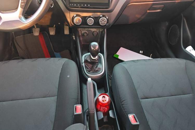 Used Kia K2 2015 Sedan 1.4L MT GLS Gear Lever