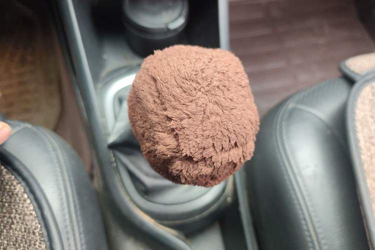 Used Kia K2 2015 Sedan 1.4L MT GLS Gear Lever