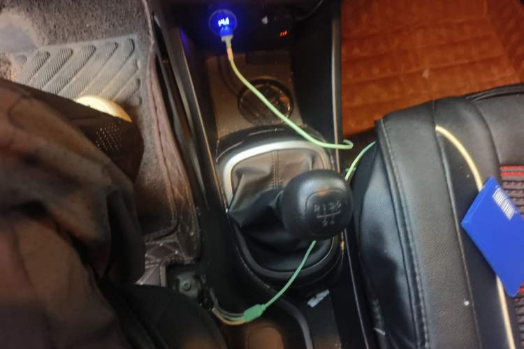 Used Kia K2 2015 Sedan 1.4L MT GLS Gear Lever
