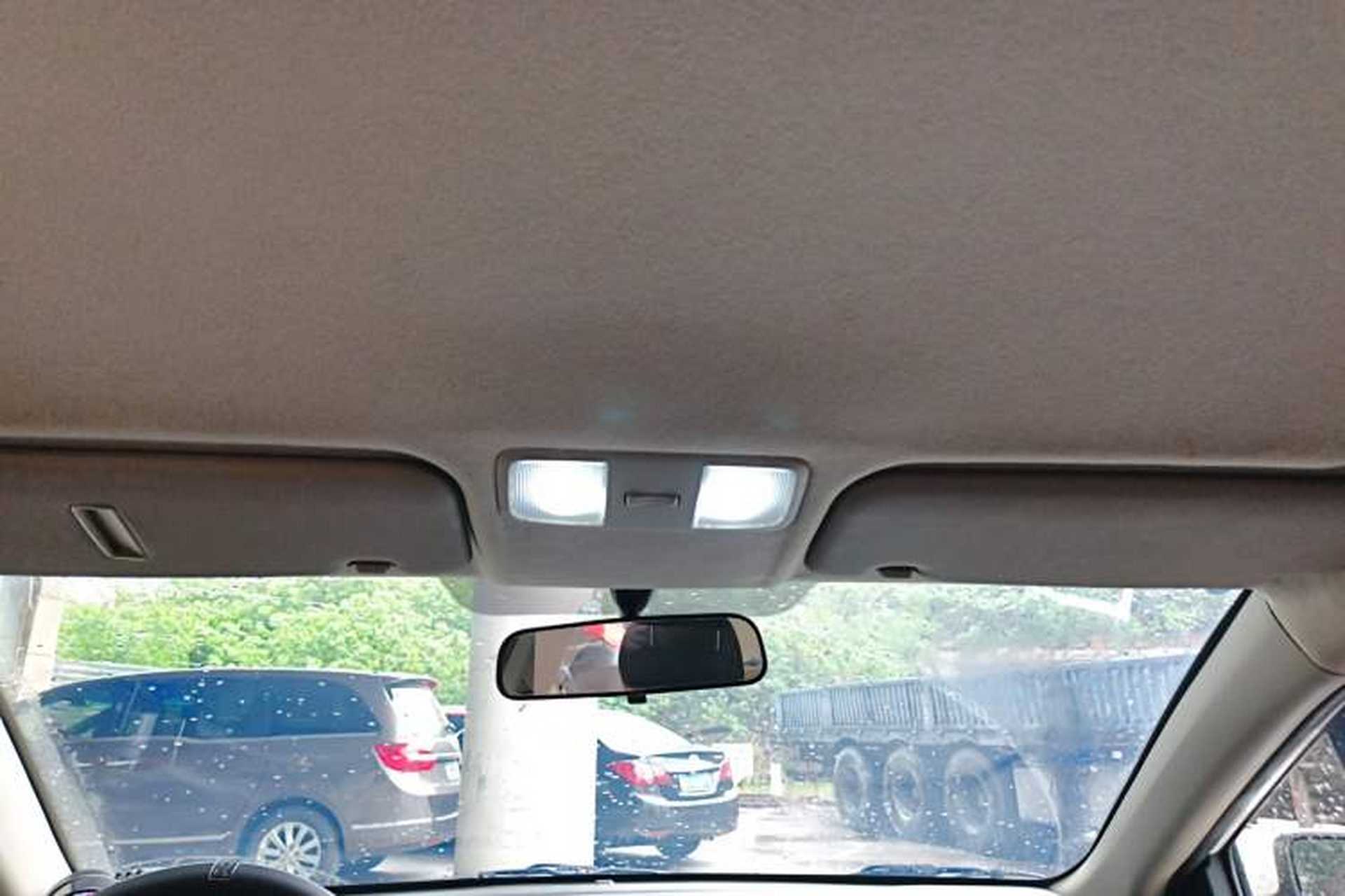 Used Kia K2 2015 Sedan 1.4L MT GLS Headliner