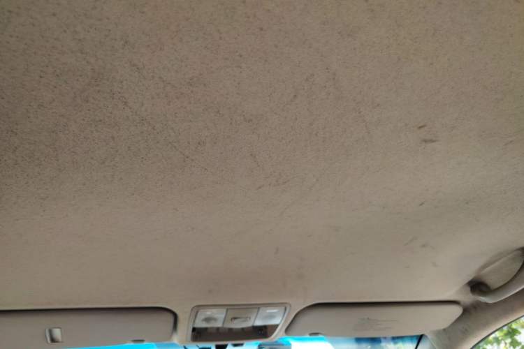 Used Kia K2 2015 Sedan 1.4L Automatic GLS Headliner