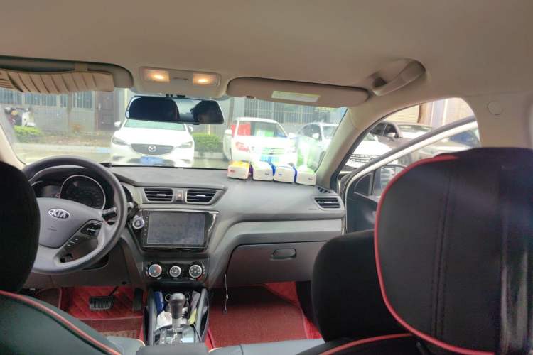 Used Kia K2 2015 Sedan 1.4L Automatic GLS Headliner