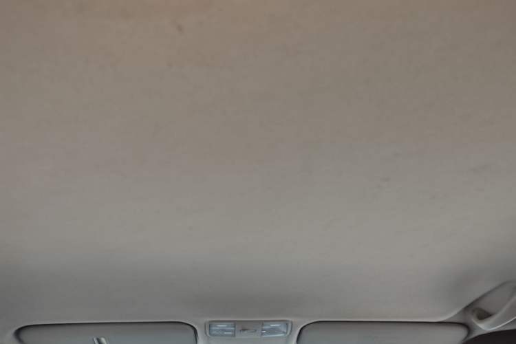 Used Kia K2 2015 Sedan 1.4L MT GLS Headliner