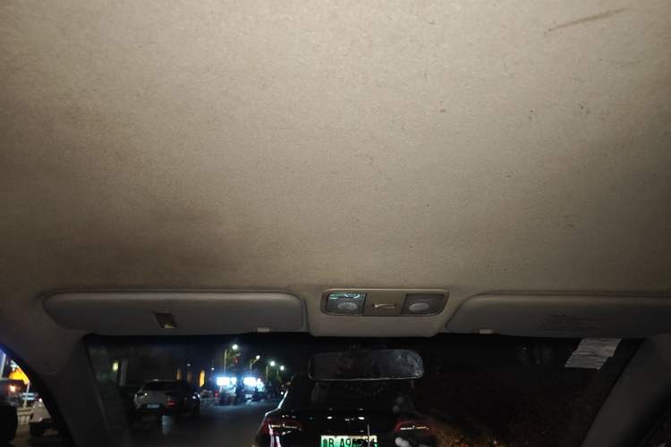 Used Kia K2 2015 Sedan 1.4L Manual Transmission GL Headliner