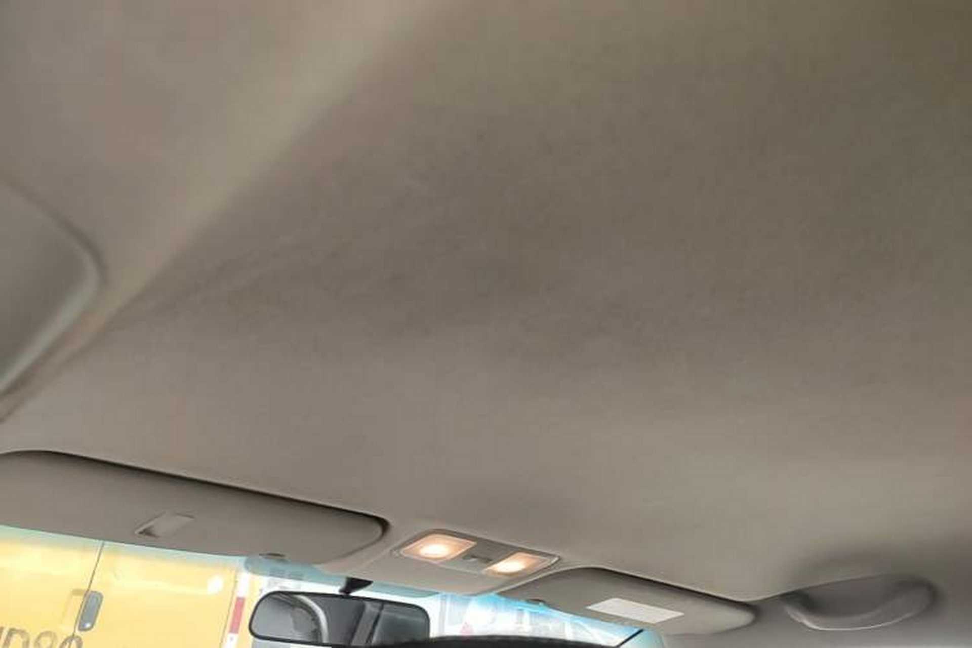 Used Kia K2 2015 Sedan 1.4L MT GLS Headliner
