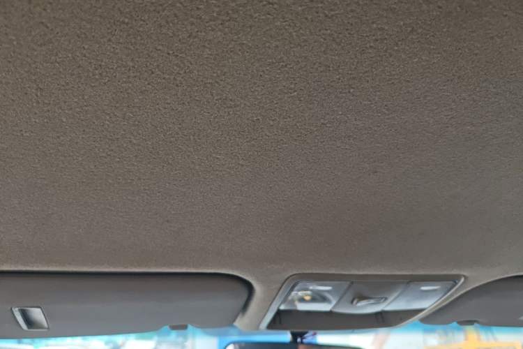 Used Kia K2 2015 Sedan 1.4L Automatic GLS Headliner