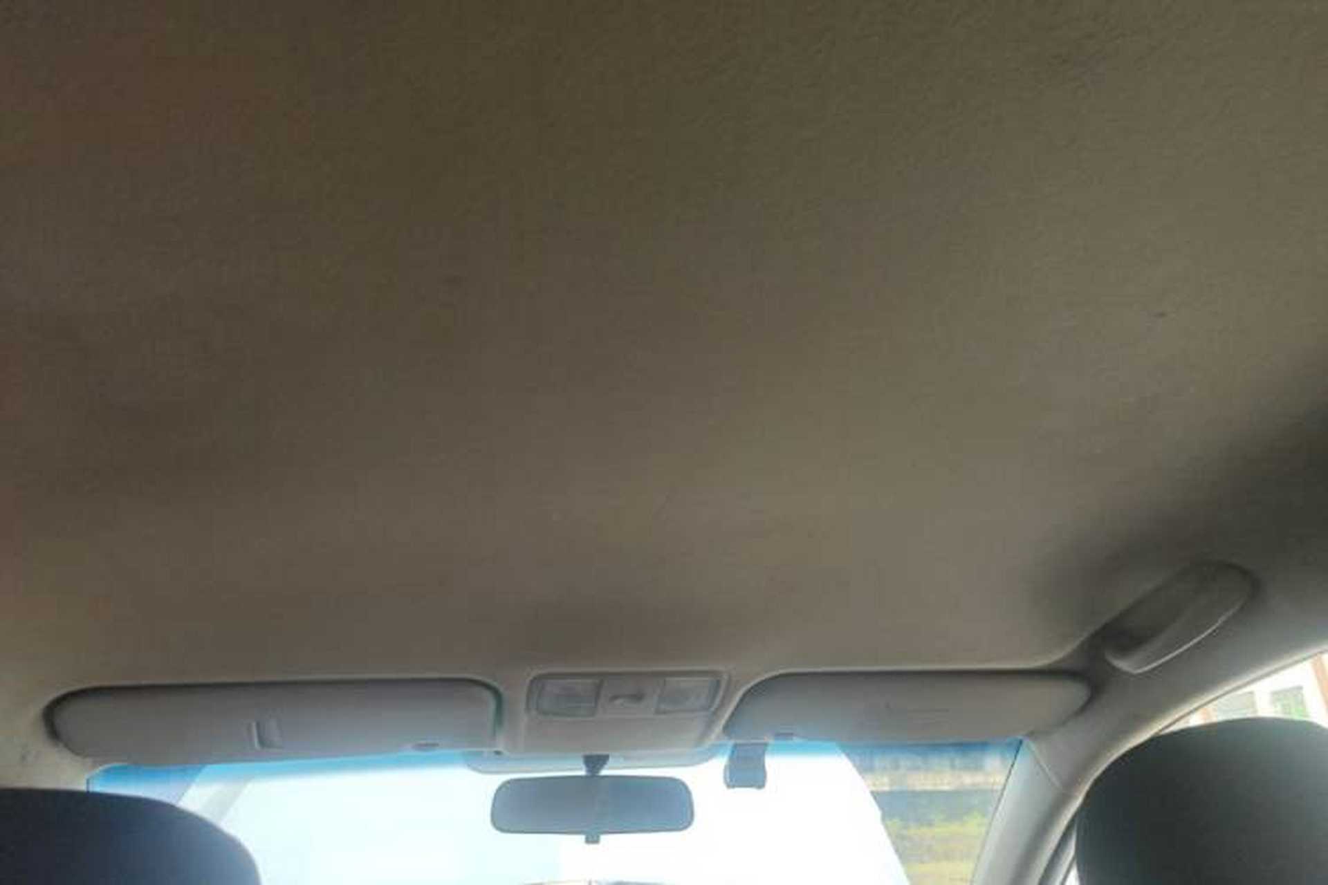 Used Kia K2 2015 Sedan 1.4L MT GLS Headliner