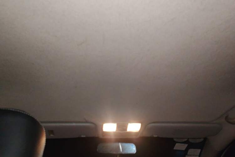 Used Kia K2 2015 Sedan 1.4L Automatic GLS Headliner