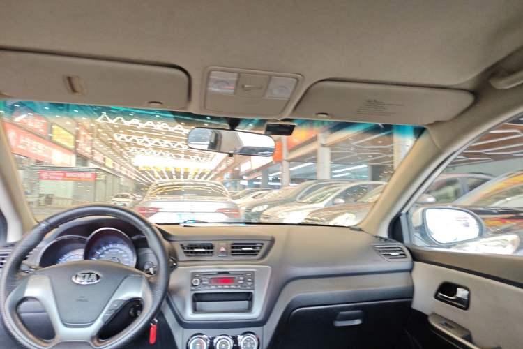 Used Kia K2 2015 Sedan 1.4L Automatic GLS Headliner