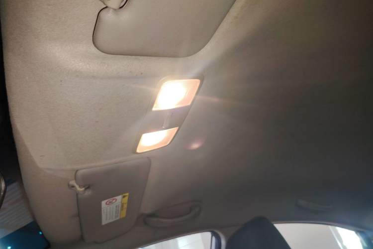 Used Kia K2 2015 Sedan 1.4L Automatic GLS Headliner