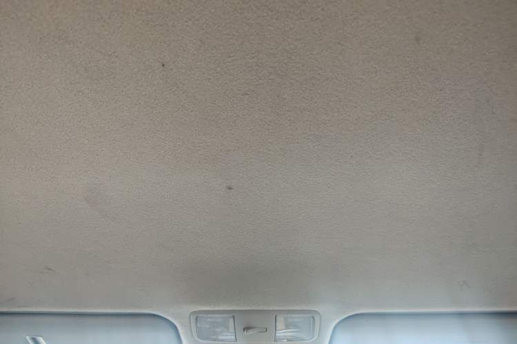 Used Kia K2 2015 Sedan 1.4L MT GLS Headliner