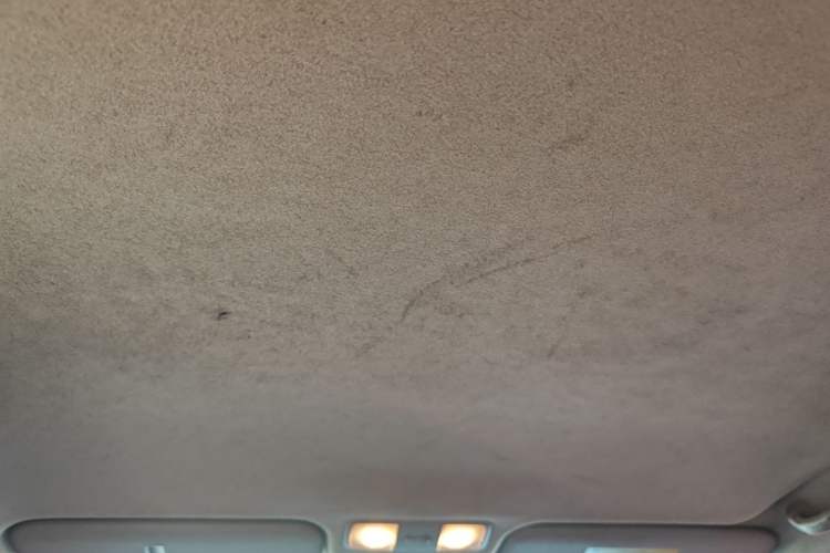 Used Kia K2 2015 Sedan 1.4L MT GLS Headliner