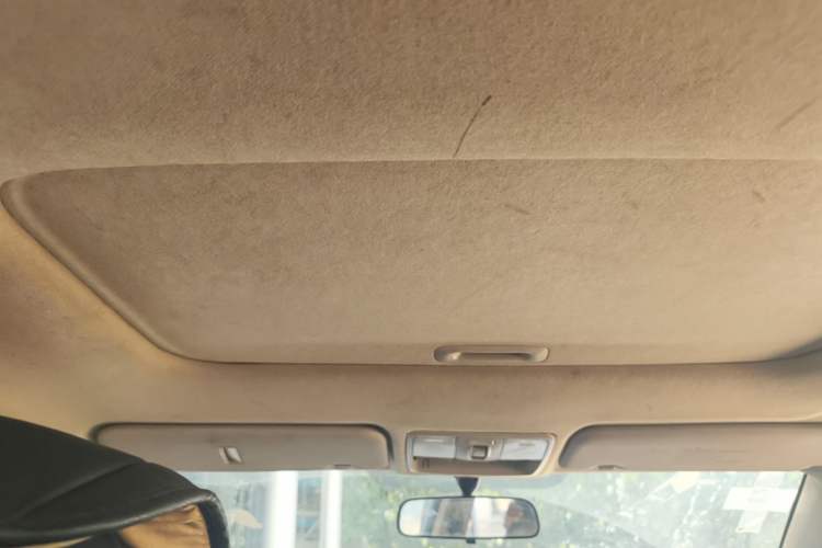 Used Kia K2 2015 Sedan 1.4L MT TOP Headliner