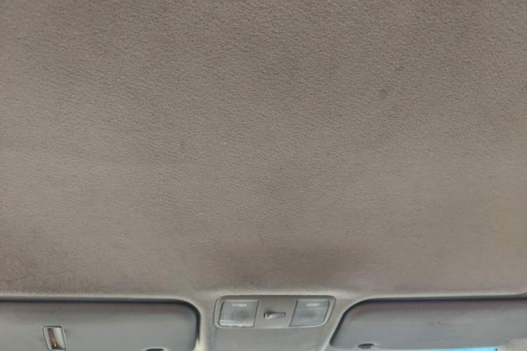 Used Kia K2 2015 Sedan 1.4L MT GLS Headliner