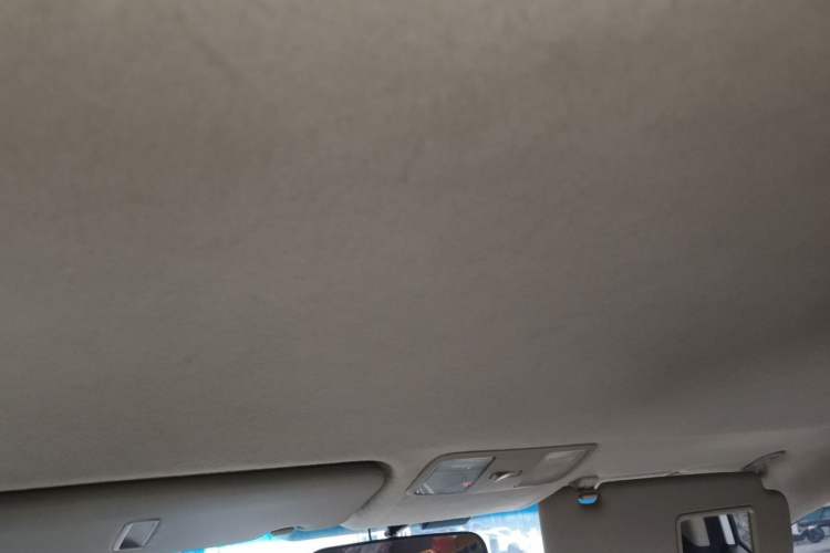 Used Kia K2 2015 Sedan 1.4L MT GLS Headliner