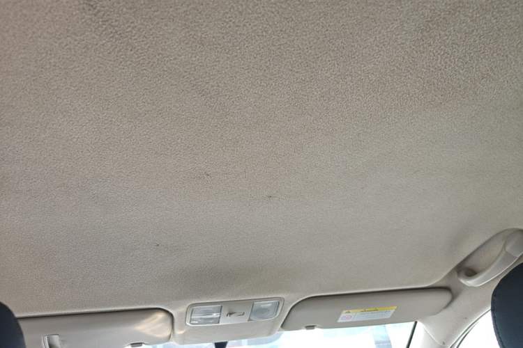 Used Kia K2 2015 Sedan 1.4L MT GLS Headliner