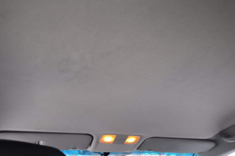 Used Kia K2 2015 Sedan 1.4L MT GLS Headliner