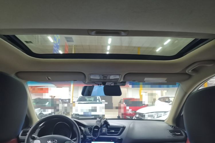 Used Kia K2 2015 Hatchback 1.4L AT GLS Cool Edition Headliner