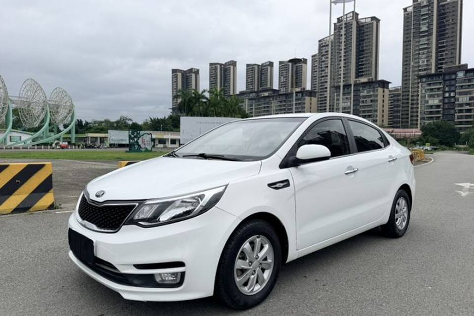 Kia K2 2015