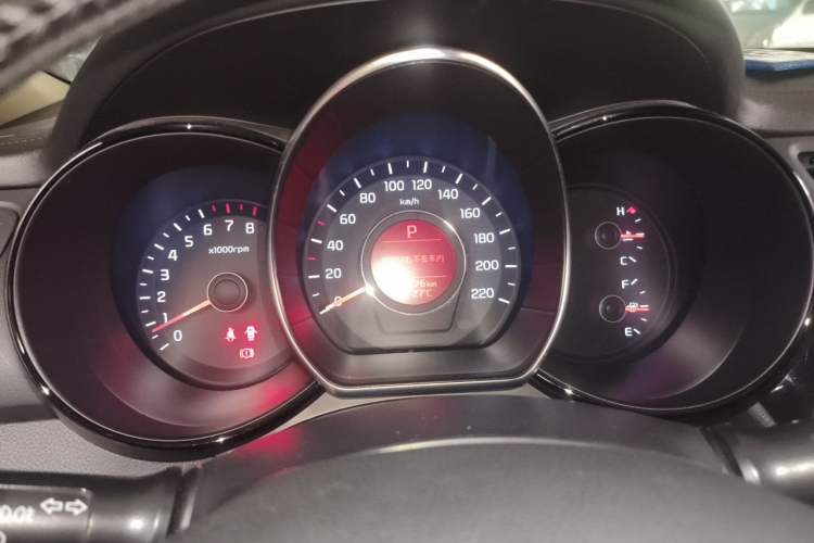 Used Kia K2 2015 Sedan 1.6L Automatic Transmission Premium Instrument Cluster