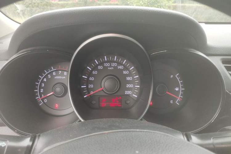 Used Kia K2 2015 Sedan 1.4L Automatic GLS Instrument Cluster