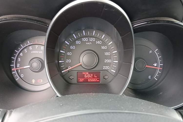 Used Kia K2 2015 Sedan 1.4L MT GLS Instrument Cluster