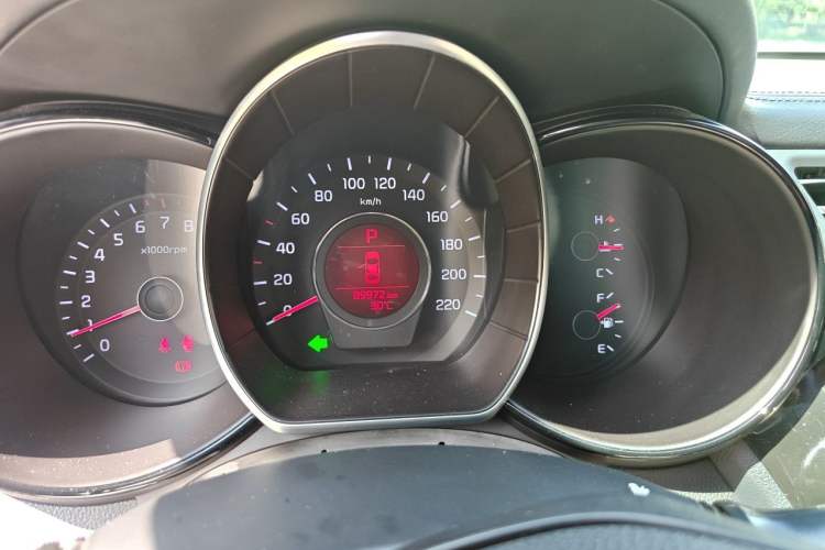 Used Kia K2 2015 Sedan 1.6L Automatic Transmission Premium Instrument Cluster