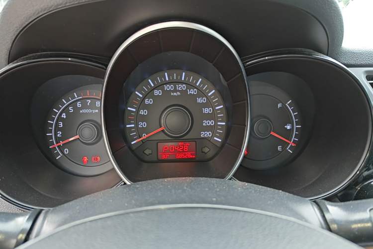 Used Kia K2 2015 Sedan 1.4L Automatic GLS Instrument Cluster