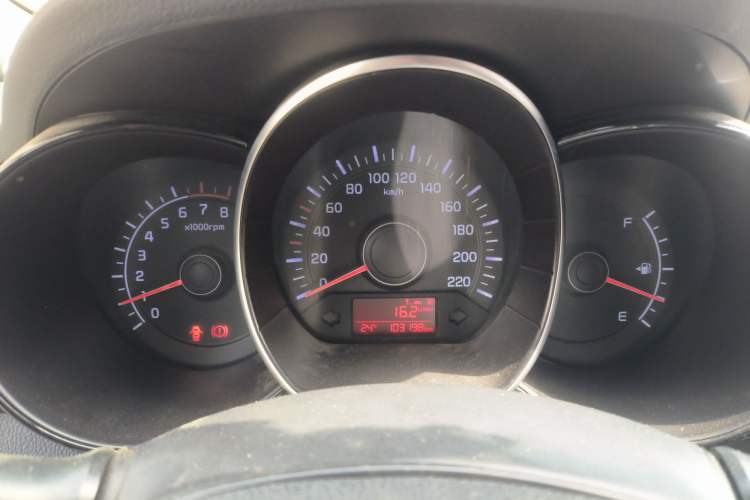 Used Kia K2 2015 Sedan 1.4L MT GLS Instrument Cluster