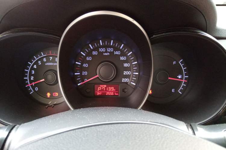 Used Kia K2 2015 Sedan 1.4L Automatic GLS Instrument Cluster