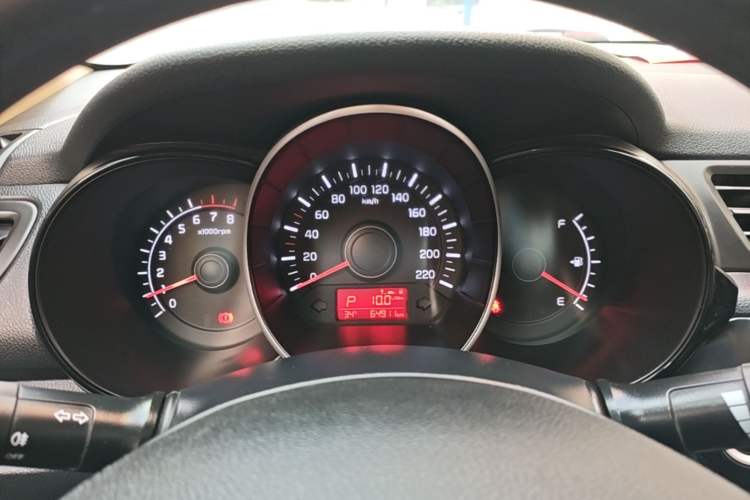 Used Kia K2 2015 Sedan 1.4L Automatic GLS Instrument Cluster