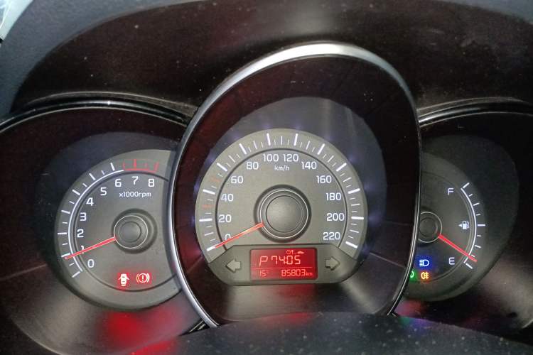 Used Kia K2 2015 Sedan 1.4L Automatic GLS Instrument Cluster