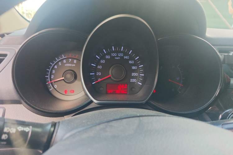 Used Kia K2 2015 Sedan 1.4L MT GLS Instrument Cluster
