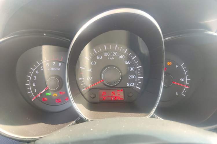 Used Kia K2 2015 Sedan 1.4L Automatic GLS Instrument Cluster